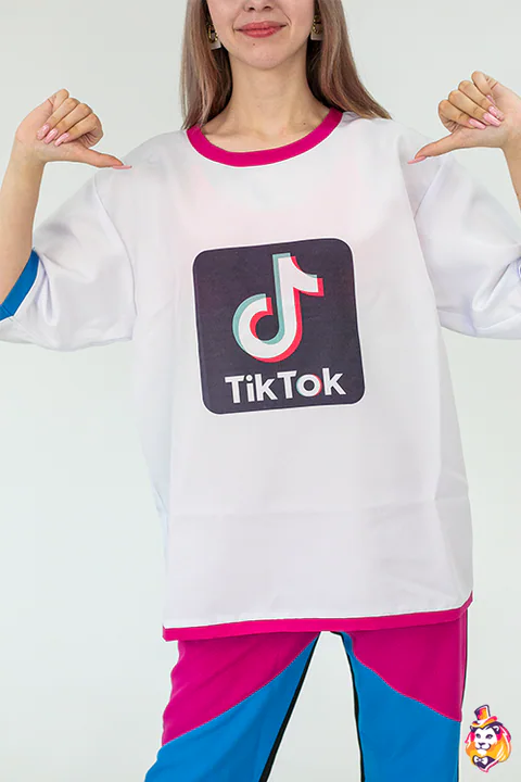 Kostým pro animátory Dívka videoblogerka – fotka 5