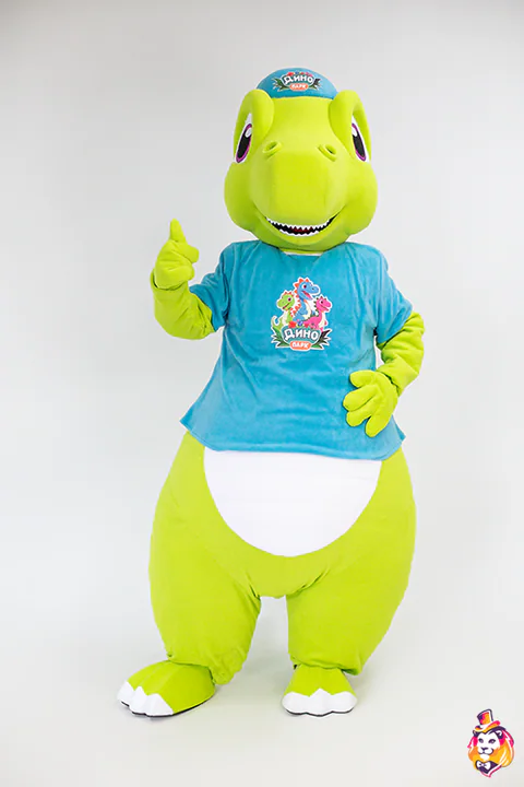 Mascottepak Limoengroene draak in blauw T-shirt