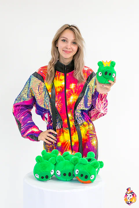 Green Pigs Party Prop