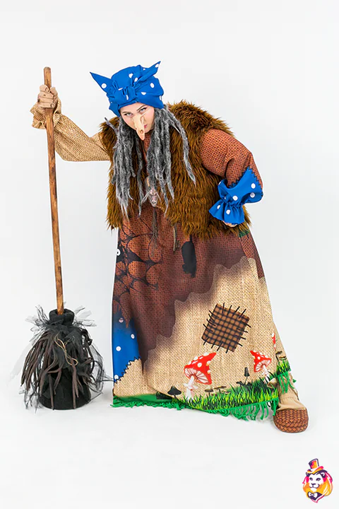 Costum de animator Baba Iaga cu basma albastră