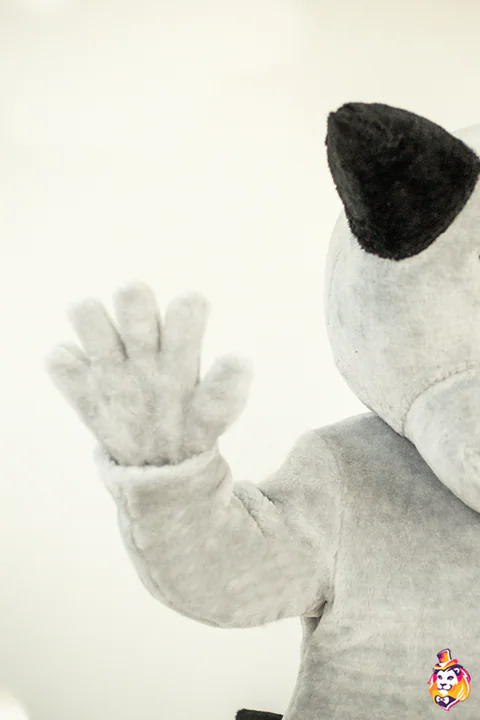 Dog Bob mascot costume — detail