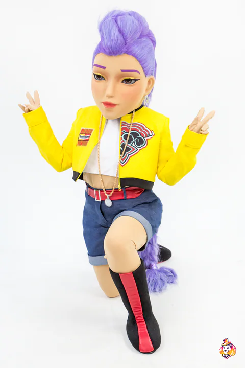 Rumiko Kei – Maskottchen-Kostüm, Foto 4