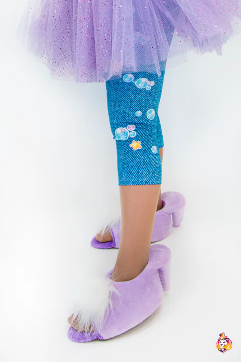 Scarpe della mamma viola – gioco per feste, dettaglio