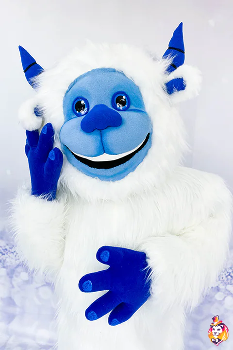 Costum de mascotă Yetty – detaliu